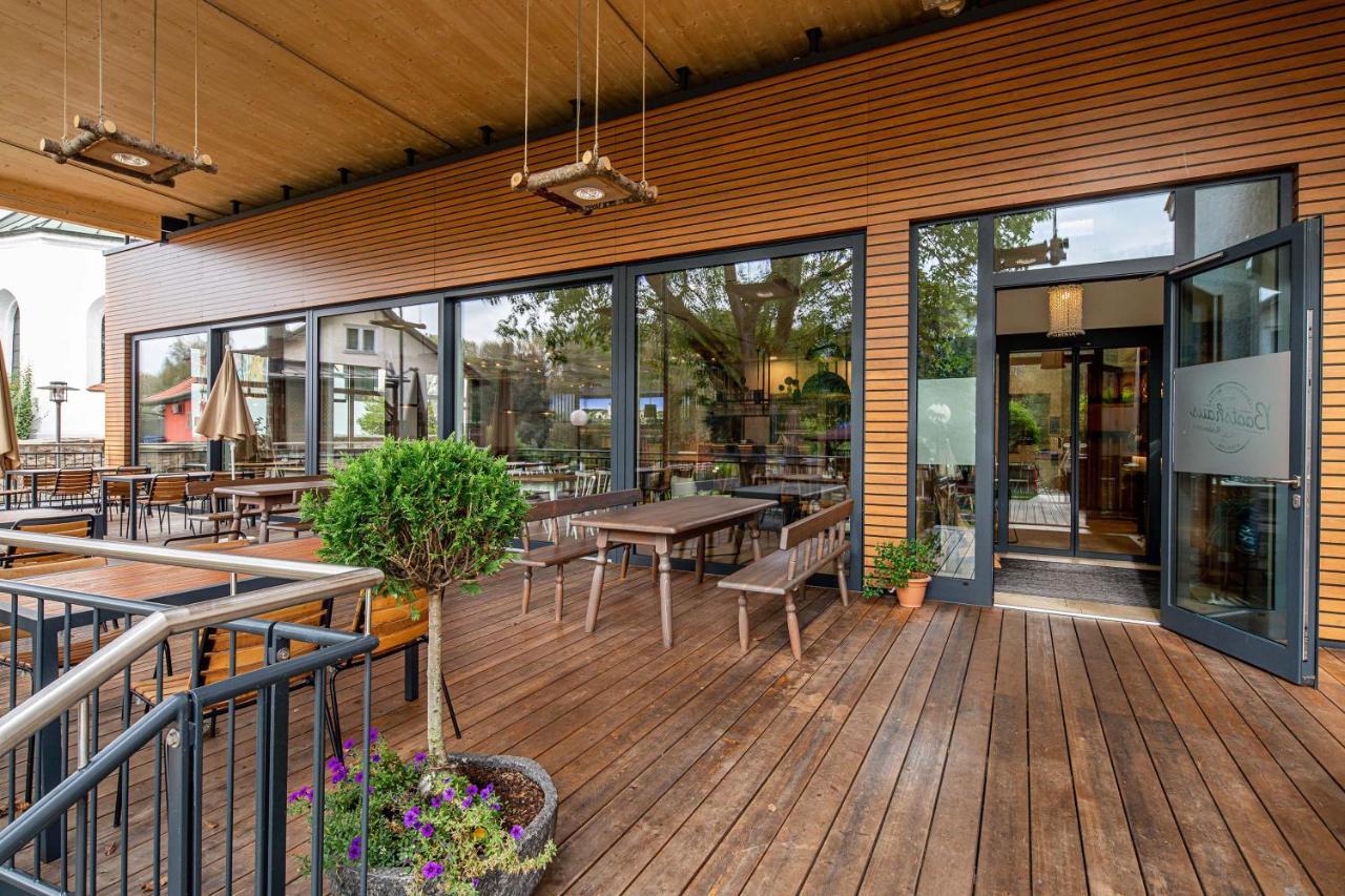 Windorf  Landgasthof Moser & Restaurant Bootshaus מראה חיצוני תמונה